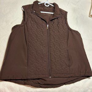 Women's Lovely Padded 2X Vest. Chocolate Brown. Preloved. (824)